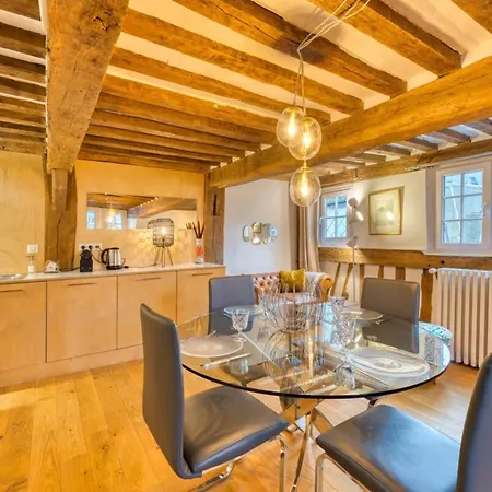 Les Loges Saint Eloi Somptueux F4 Pour 7 Personnes * Rouen